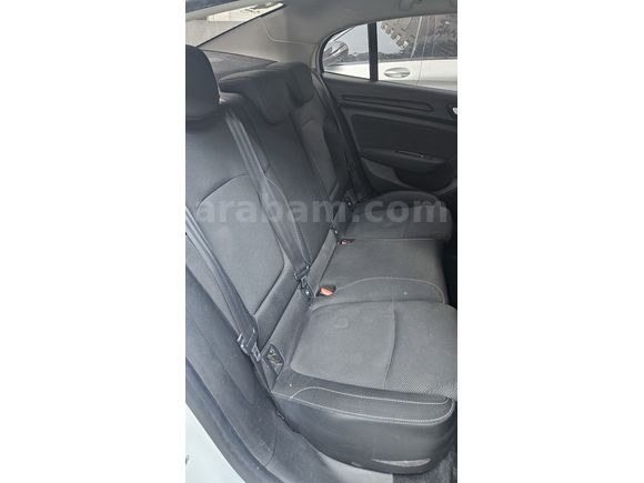 Sahibinden Renault Megane 1.3 TCe Joy 2021 Model 