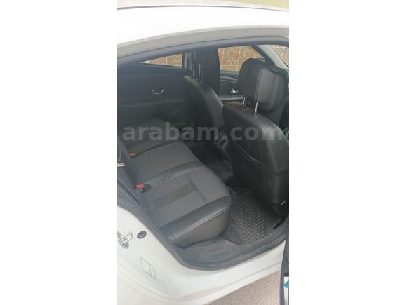 Sahibinden Renault Fluence 1.5 dCi Dynamique 2012 Model  243 km Beyaz
