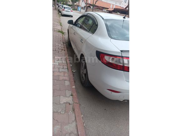 Sahibinden Renault Fluence 1.5 dCi Dynamique 2012 Model  243 km Beyaz