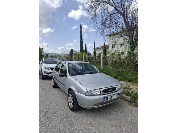Sahibinden Ford Fiesta 1.25 Flair 1998 Model