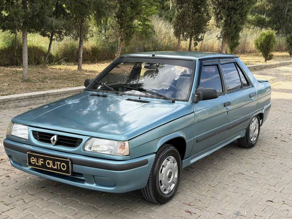  Renault  1.4 Broadway 1997 Model 