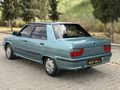  Renault  1.4 Broadway 1997 Model 