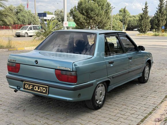  Renault  1.4 Broadway 1997 Model 