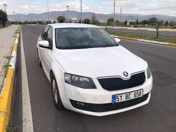 Sahibinden Skoda Octavia 1.6 TDI Style CR 2015 Model 