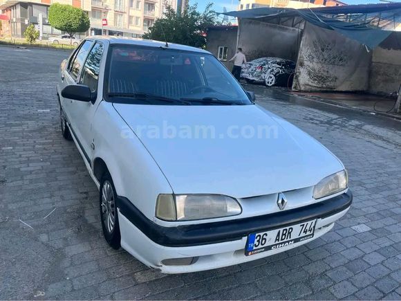Renault 19 Europa RN 1.4