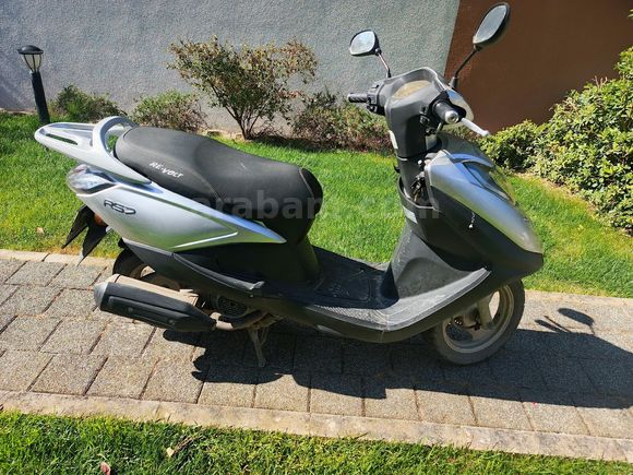 Temiz 124.9 cc lik Revolt RS7