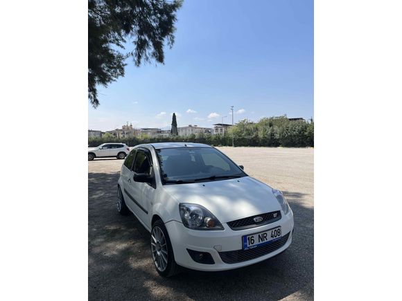 Sahibinden Ford Fiesta 1.4 TDCi Sport 2006 Model ACİL SON FİYAT 