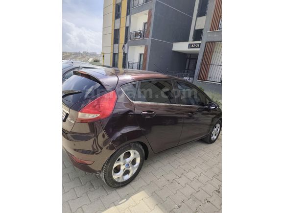 Sahibinden Ford Fiesta 1.4 Titanium 2011 Model