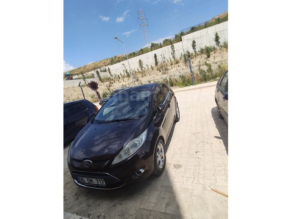 Sahibinden Ford Fiesta 1.4 Titanium 2011 Model