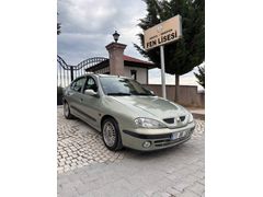 Biniciden Tertemiz Klimalı Megane 1.6  16W RTE