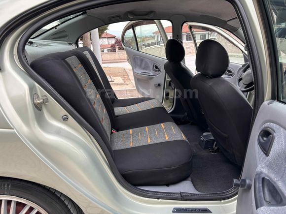 Biniciden Tertemiz Klimalı Megane 1.6  16W RTE