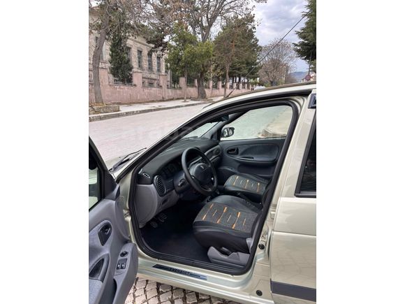 Biniciden Tertemiz Klimalı Megane 1.6  16W RTE