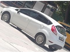 Sahibinden Ford Fiesta  2014 Model  189 km Beyaz