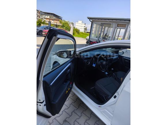 Sahibinden Toyota Corolla 1.4 D-4D Advance 2017 Model
