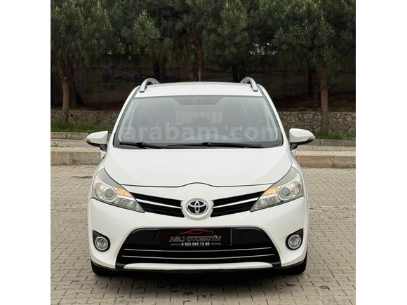 ASLI Otomativden Toyota Verso 1.6 D-4D Elegant 2014 Model Manisa