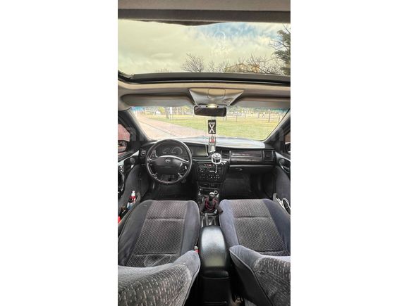 Vectra  beyaz 2.0 sanrooflu bayram şekeri 