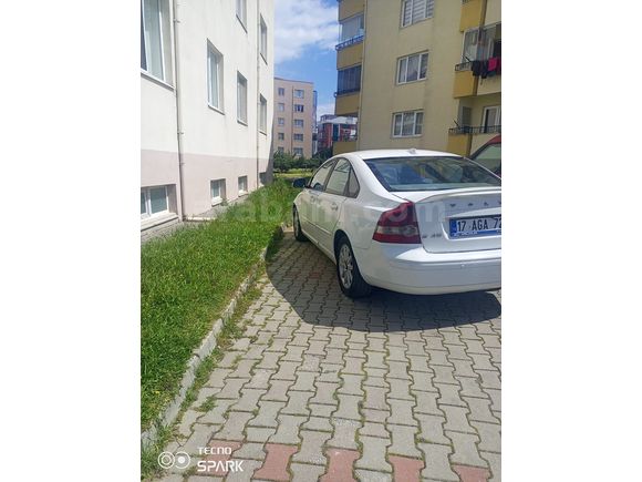Sıfır Muayeneli Sahibinden Volvo S40 1.6 D 2006 Model 