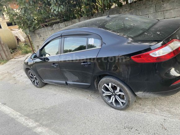 Sahibinden Renault Fluence 1.5 dCi Icon 2013 Model  280.000 km Siyah