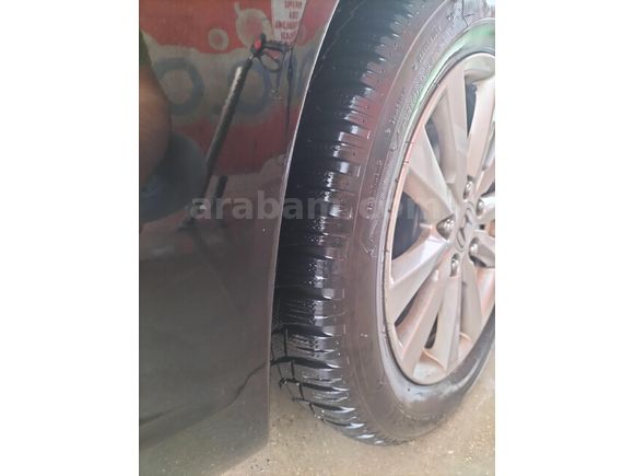Sahibinden Honda Civic 1.6 Premium 2012 Model  170000 km Siyah