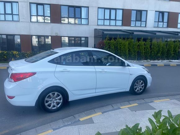 Sahibinden Hyundai Accent Blue 1.6 CRDI Biz 2014 Model 