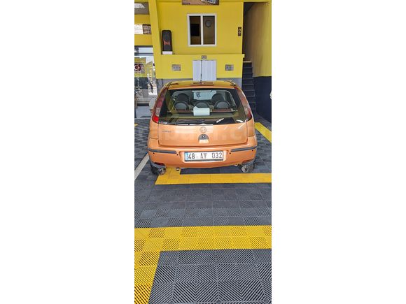 Sahibinden Opel Corsa 1.2 Essentia 2004 Model 