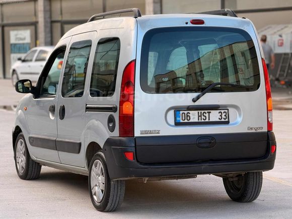 RENAULT KANGO 1.5 DCİ ÇİFT SÜRGÜ EMSALSİZ TEMİZLİKTE
