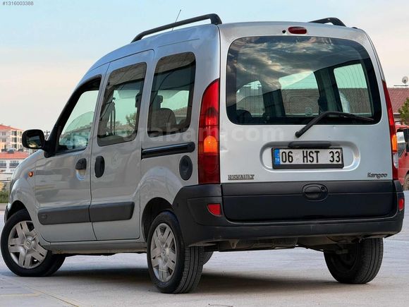 RENAULT KANGO 1.5 DCİ ÇİFT SÜRGÜ EMSALSİZ TEMİZLİKTE