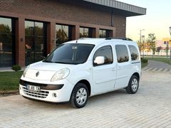 2009 MODEL ÇOK TEMİZ YENİ KASA TUTULAN ÇİFT SÜRGÜ KANGO MULTİX