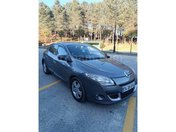Sahibinden Renault Megane 1.5 dCi Expression 2009 Model  227.000 km Gri