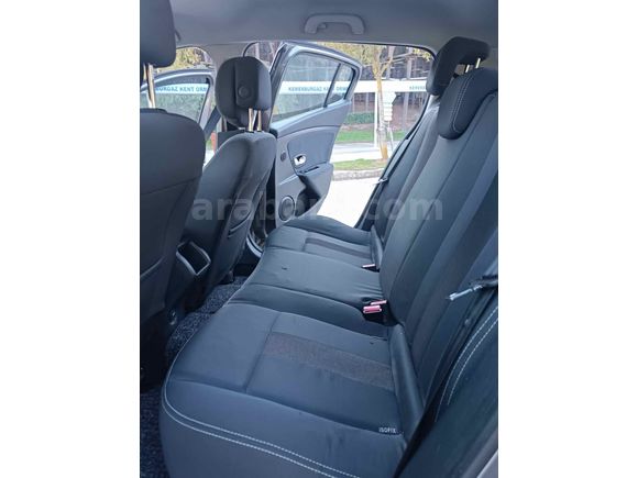 Sahibinden Renault Megane 1.5 dCi Expression 2009 Model  227.000 km Gri