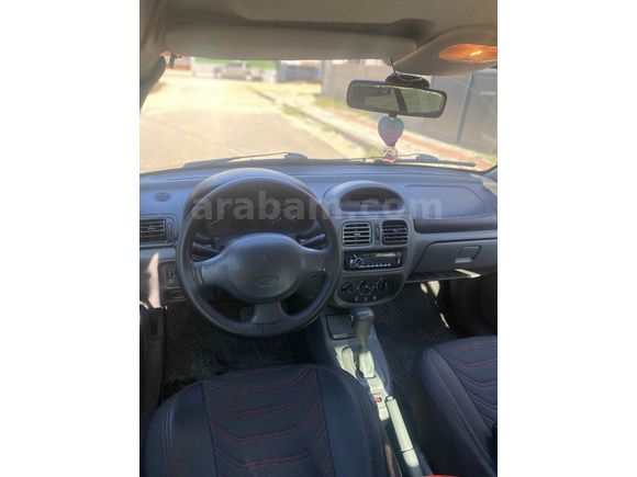 Sahibinden Renault Clio 1.6 RTE 2000 Model 