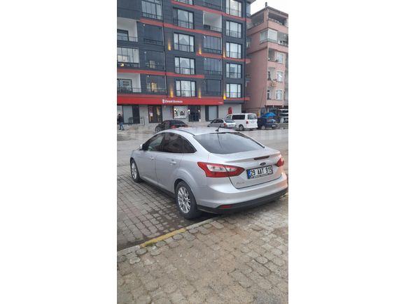 Sahibinden Ford Focus 1.6 TDCi Titanium 2013 Model
