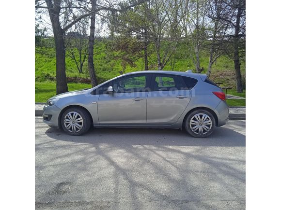 Astra 1.6 Edition 2015 Model Eskişehir 86600 km
