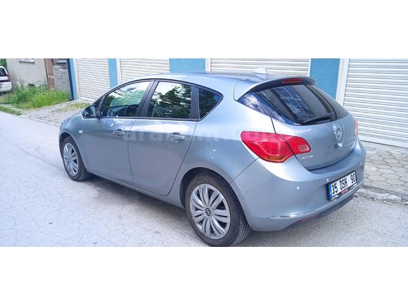 Astra 1.6 Edition 2015 Model Eskişehir 87500 km
