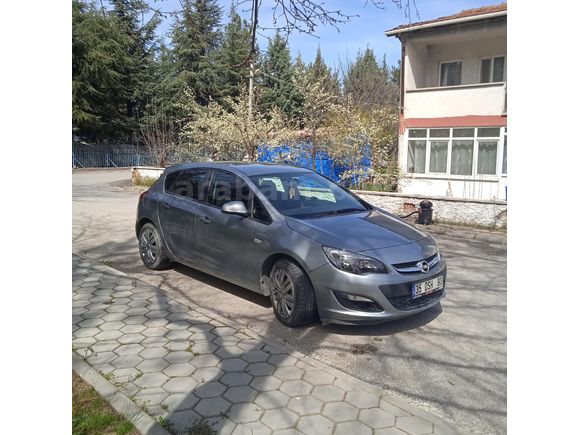 Astra 1.6 Edition 2015 Model Eskişehir 86600 km