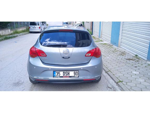 Astra 1.6 Edition 2015 Model Eskişehir 87500 km