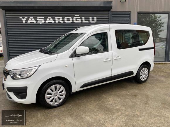 YAŞAROĞLU | 2022 RENAULT EXPRESS COMBİ / 102 BİN KM HATASIZ