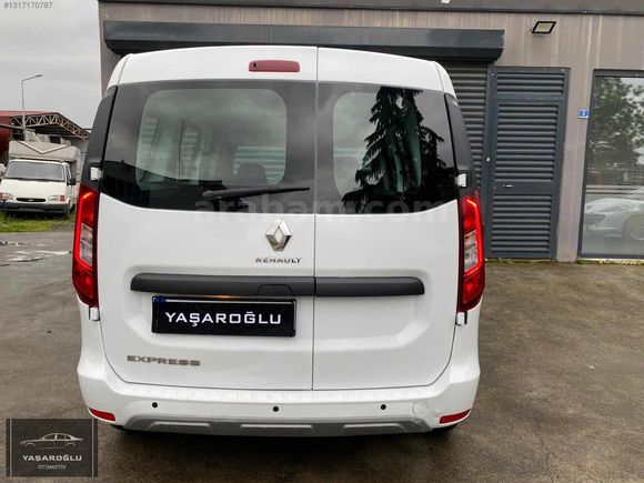 YAŞAROĞLU | 2022 RENAULT EXPRESS COMBİ / 102 BİN KM HATASIZ