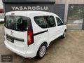 YAŞAROĞLU | 2022 RENAULT EXPRESS COMBİ / 102 BİN KM HATASIZ