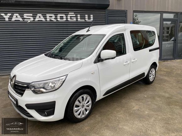 YAŞAROĞLU | 2022 RENAULT EXPRESS COMBİ / 102 BİN KM HATASIZ