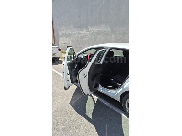Sahibinden Renault Clio 0.9 TCe Touch 2020 Model