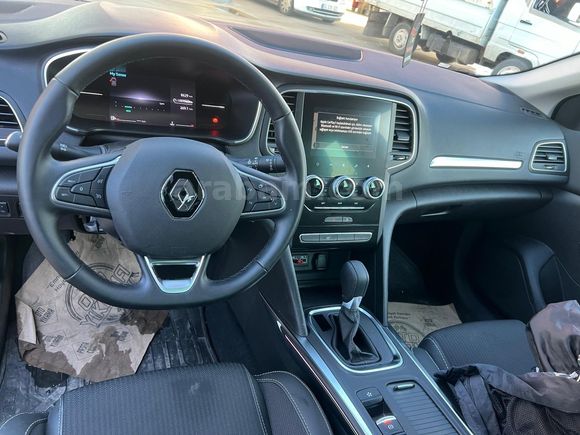 Sahibinden Renault Megane 1.3 TCe Icon 2025 Model