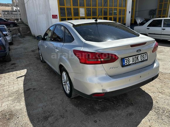 Sahibinden Ford Focus 1.6 TDCi Trend X 2015 Model 