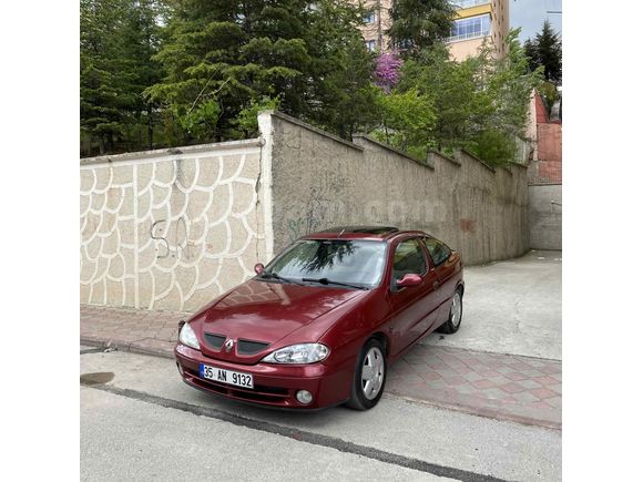 Otomatik sorunsuz Megane Coupe