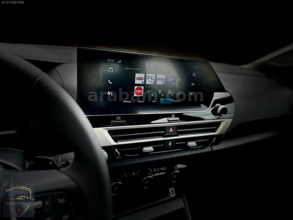 ÖNAL'DAN 2025 CİTROEN C4 X 1.2 YOU PURETECH 20.000KM HATASIZ