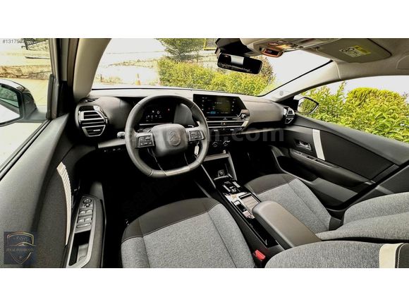 ÖNAL'DAN 2025 CİTROEN C4 X 1.2 YOU PURETECH 20.000KM HATASIZ