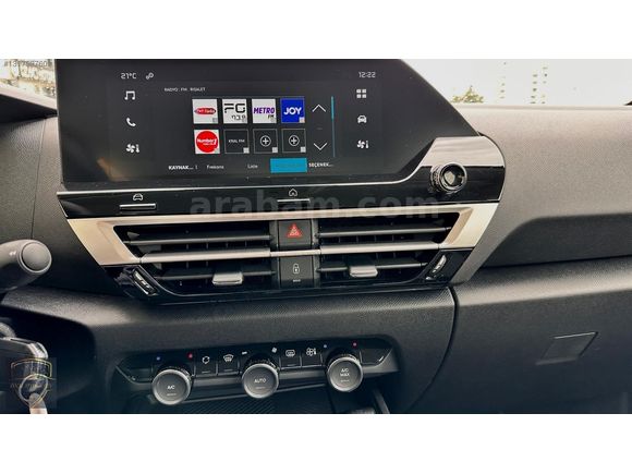 ÖNAL'DAN 2025 CİTROEN C4 X 1.2 YOU PURETECH 20.000KM HATASIZ