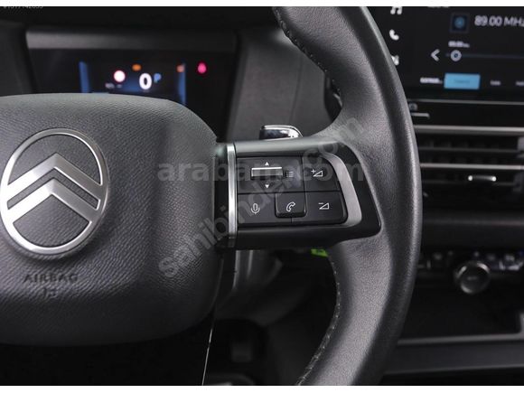 ÖNAL'DAN 2025 CİTROEN C4 X 1.2 YOU PURETECH 20.000KM HATASIZ