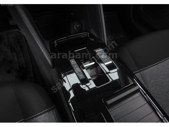 ÖNAL'DAN 2025 CİTROEN C4 X 1.2 YOU PURETECH 20.000KM HATASIZ