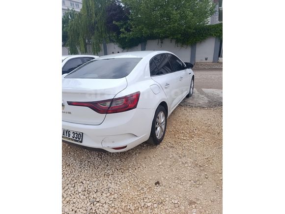 Sahibinden Renault Megane 1.5 Blue DCI Touch 2020 Model